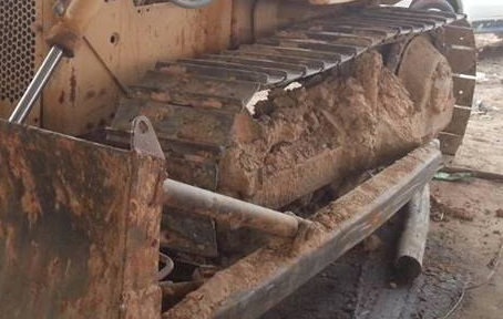 **385,000 บ.ต่อรอง/// แทร็กเตอร์ตีนตะขาบ CATERPILLAR D4E พร้อมใช้งาน เอกสารสัญญาซื้อขาย **ขาย CAT-D4E แทร็กเตอร์ตีนตะขาบ เกียร์ตัด สภาพพร้อมใช้ ไม่มีเล่ม CRAWLER TRACTOR CATERPILLAR (CAT) -D4E รถแทร็กเตอร์ตีนตะขาบ เครื่อง/เกียร์/ปั้ม เดิมๆ ครับเครื่องCAT: **385,000 บ.ต่อรอง/// แทร็กเตอร์ตีนตะขาบ CATERPILLAR D4E พร้อมใช้งาน เอกสารสัญญาซื้อขาย **ขาย CAT-D4E แทร็กเตอร์ตีนตะขาบ เกียร์ตัด สภาพพร้อมใช้ ไม่มีเล่ม CRAWLER TRACTOR CATERPILLAR (CAT) -D4E รถแทร็กเตอร์ตีนตะขาบ เครื่อง/เกียร์/ปั้ม เดิมๆ ครับเครื่องCAT: