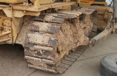 **385,000 บ.ต่อรอง/// แทร็กเตอร์ตีนตะขาบ CATERPILLAR D4E พร้อมใช้งาน เอกสารสัญญาซื้อขาย **ขาย CAT-D4E แทร็กเตอร์ตีนตะขาบ เกียร์ตัด สภาพพร้อมใช้ ไม่มีเล่ม CRAWLER TRACTOR CATERPILLAR (CAT) -D4E รถแทร็กเตอร์ตีนตะขาบ เครื่อง/เกียร์/ปั้ม เดิมๆ ครับเครื่องCAT: **385,000 บ.ต่อรอง/// แทร็กเตอร์ตีนตะขาบ CATERPILLAR D4E พร้อมใช้งาน เอกสารสัญญาซื้อขาย **ขาย CAT-D4E แทร็กเตอร์ตีนตะขาบ เกียร์ตัด สภาพพร้อมใช้ ไม่มีเล่ม CRAWLER TRACTOR CATERPILLAR (CAT) -D4E รถแทร็กเตอร์ตีนตะขาบ เครื่อง/เกียร์/ปั้ม เดิมๆ ครับเครื่องCAT: