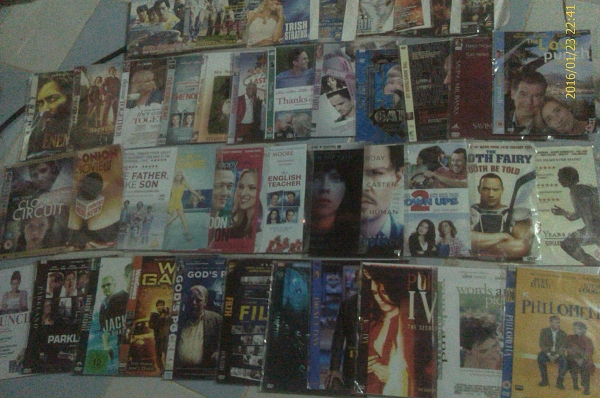 แผ่นดีวีดี 30กว่าเรื่อง เหมารวม