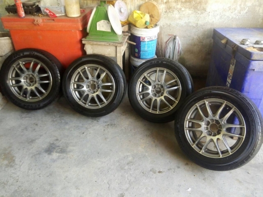 แม็กนำเข้าม็อนซ่า เจแปน ขอบ 15 สภาพดี ไม่คดไม่ดุ้ง พร้อมยาง แม็กนำเข้าม็อนซ่า เจแปน ขอบ 15 สภาพดี ไม่คดไม่ดุ้ง พร้อมยาง