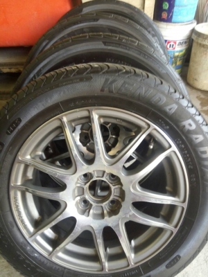 แม็กนำเข้าม็อนซ่า เจแปน ขอบ 15 สภาพดี ไม่คดไม่ดุ้ง พร้อมยาง แม็กนำเข้าม็อนซ่า เจแปน ขอบ 15 สภาพดี ไม่คดไม่ดุ้ง พร้อมยาง