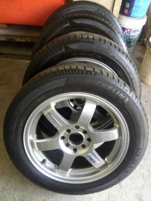 แม็กนำเข้าขอบ 16 ลาย TE37 สีไฮเปอร์ ติดยางเยอรมันดอกเต็ม