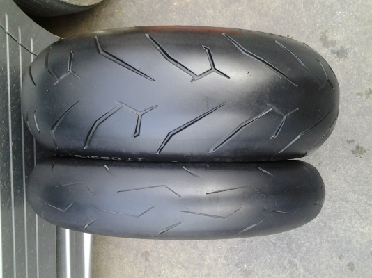 ขายยาง PIRELLI ROSSO II ตะเกียบหัก