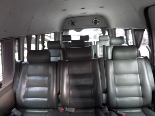 โทร 0922726669 ตันหยงรถตู้เบสฝั่งธน รถตู้พร้อมใช้งาน รถตู้ดีเซลล์ ปี 2010 เบาะ 3 แถว ราคา 759000 บาท