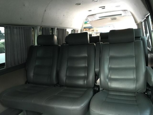 โทร 0922726669 คุณตันหยงรถตู้เบสมือสองฝั่งธน ตู้ ดีเซลล์ ปี2011