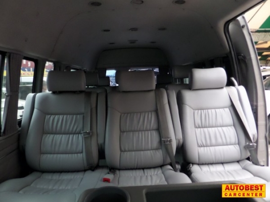 โทร 0922726669 คุณตันหยงรถตู้เบสมือสองฝั่งธน ตู้ ดีเซลล์ ปี2011