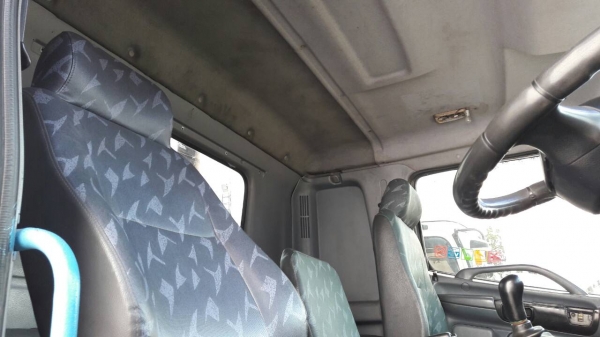 หัวลากHino320สองเพลา