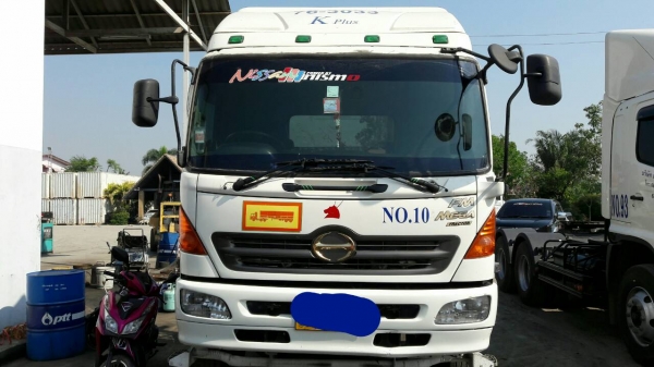 หัวลากHino320สองเพลา