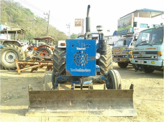 ขายรถแทรกเตอร์มือสอง