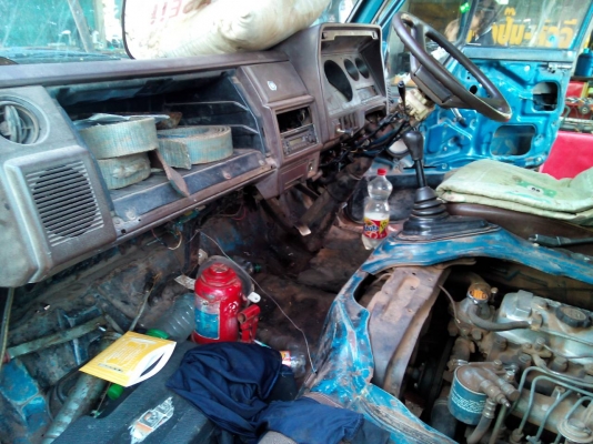 ขายด่วน โตต้าไดน่า 13 B ราคา 125000 บาท ขายด่วน โตต้าไดน่า 13 B ราคา 125000 บาท