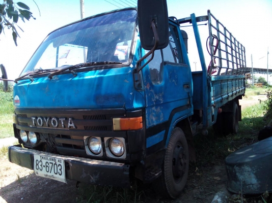 ขายด่วน โตต้าไดน่า 13 B ราคา 125000 บาท ขายด่วน โตต้าไดน่า 13 B ราคา 125000 บาท