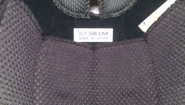 ขายคับหมวกกันน็อค Arai Vector size M 57-58CM made in Japan สีสวยๆนวมแน่นๆคับ ตำหนิมี2จุดตามรูปคับ ราคา 9500 บาท ส่งได้ทั่วไทยคับ สนใจติดต่อ 081-0578282 FACEBOOK ชาญณรงค์ ป๊อป ชัยอมฤต ไอดีไลน์ POPBIGBIKESAKON คับ สนใจรถสวย ถูก ดี ต้อง POP BIGBIKE SAKONNAKH