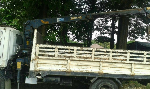 ขายรถ 6 ล้อ อีซูซุ NPR 110 แรง ประกอบ ปี 39 ติดเครน 2.5 ตัน ยาว 4.30 ม.  สภาพดี จัดแนนท์ได้ครับ สนใจติดต่อได้ที่ 081-9420141  ,  081-5715326