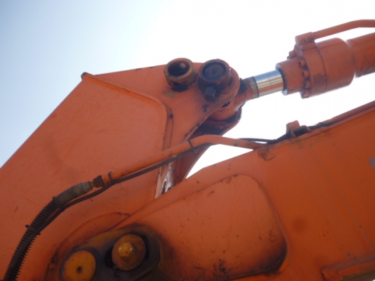 รถแบคโฮเก่าญี่ปุ่น ZX120 อาร์มพิเศษ ใบแทรค 60ซม.