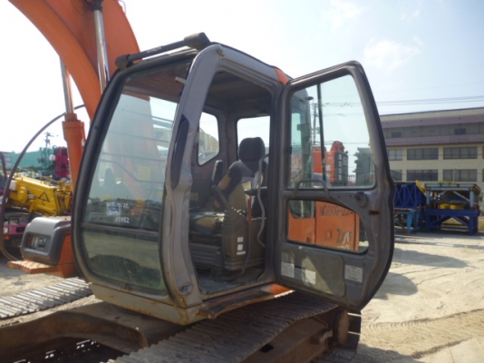 รถแบคโฮเก่าญี่ปุ่น ZX120 อาร์มพิเศษ ใบแทรค 60ซม.