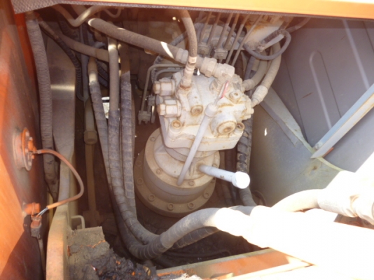 รถแบคโฮเก่าญี่ปุ่น ZX120 อาร์มพิเศษ ใบแทรค 60ซม.