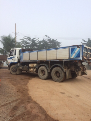 ขาย 10 ล้อ 2 เพลา ดัมพ์ 290 แรง Nissan UD 431 ขาย 10 ล้อ 2 เพลา ดัมพ์ 290 แรง Nissan UD 431