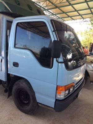 4 ล้อกลาง NKR ป้ายเล็ก เครื่อง 88 แรง