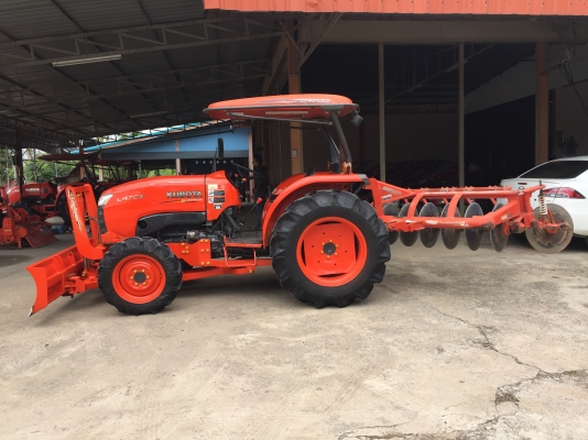 ขายรถไถคูโบต้า L4708 แรงพร้อมอุปกรณ์ ใดันหน้ากับผานพรวน ขายรถไถคูโบต้า L4708 แรงพร้อมอุปกรณ์ ใดันหน้ากับผานพรวน