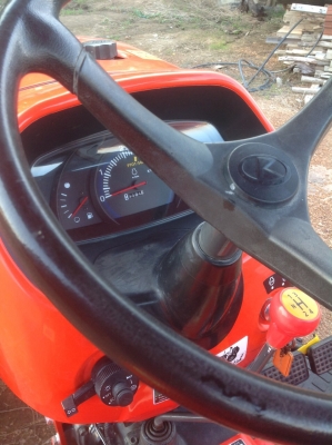 แทรกเตอร์คูโบต้า 3608 สภาพสวยมากเดิมๆพร้อมใช้งานมีผานดันหน้าและโรตารี่