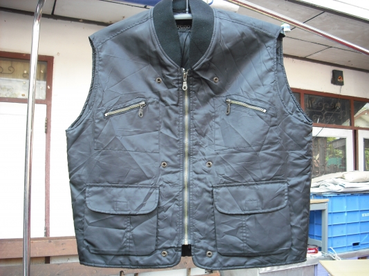 เสื้อกั๊กสุดเท่ยี่ห้อ D'OZIO SPORT