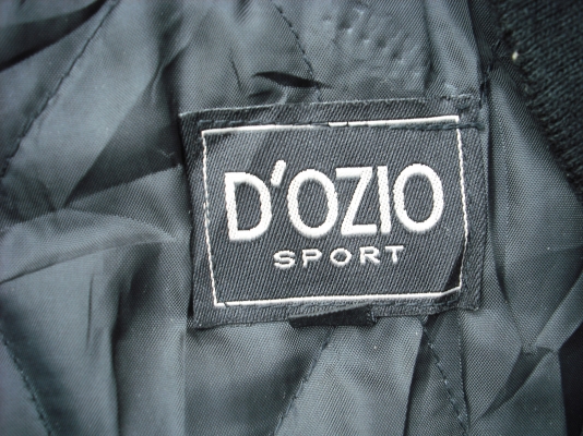เสื้อกั๊กสุดเท่ยี่ห้อ D'OZIO SPORT เสื้อกั๊กสุดเท่ยี่ห้อ D'OZIO SPORT