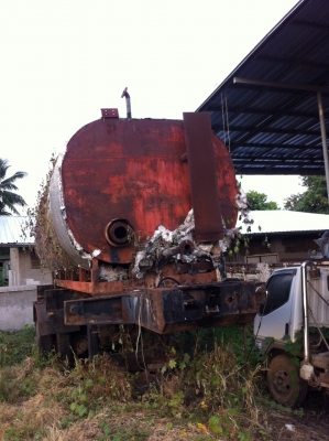 หางบรรทุกถังยางมะตอยมีท่อต้มยางใส่ยางได้18-20ตัน  ราคา. 140000