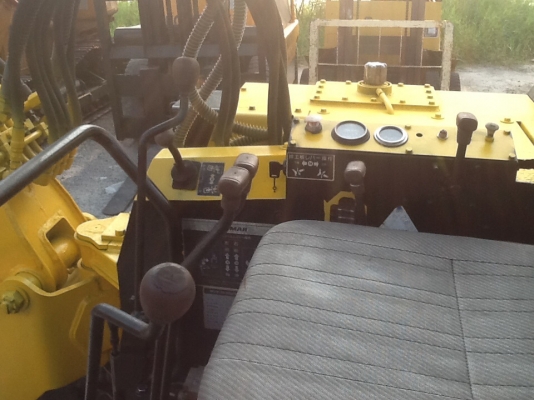 Yanmar yb25e สภาพดีพร้อมใช้ มีไลท์หัวเจาะด้วย เครื่องเกียร์ไฮดรอลิคแรงดีครับ