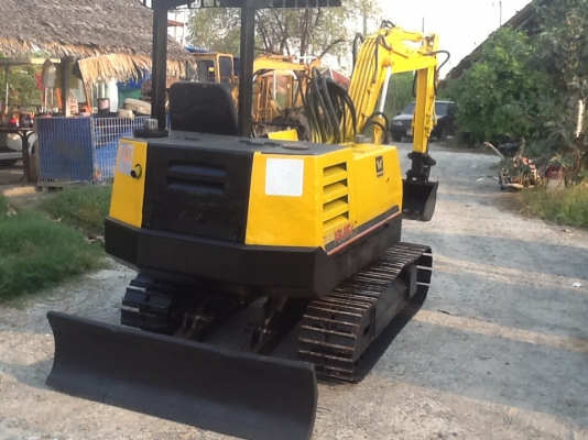 Yanmar yb25e สภาพดีพร้อมใช้ มีไลท์หัวเจาะด้วย เครื่องเกียร์ไฮดรอลิคแรงดีครับ