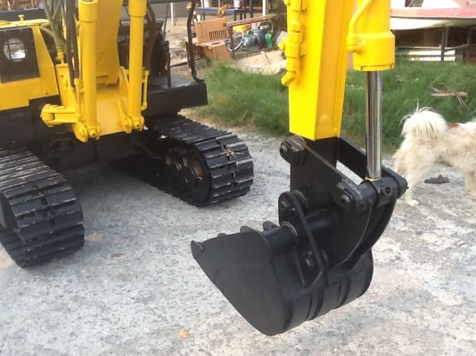 Yanmar yb25e สภาพดีพร้อมใช้ มีไลท์หัวเจาะด้วย เครื่องเกียร์ไฮดรอลิคแรงดีครับ