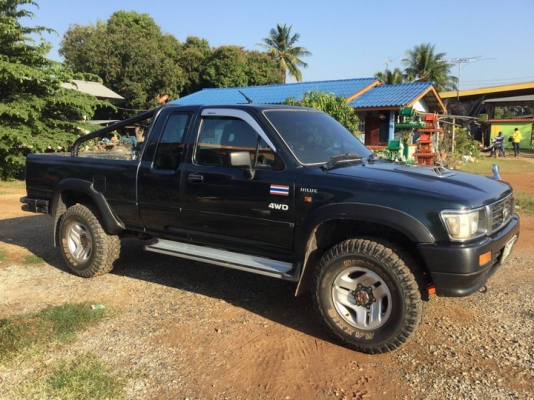 ขายกระบะ 4WD LN111 SR5