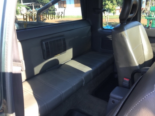 ขายกระบะ 4WD LN111 SR5