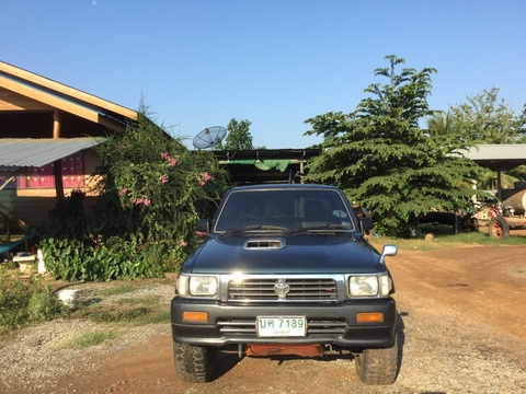 ขายกระบะ 4WD LN111 SR5