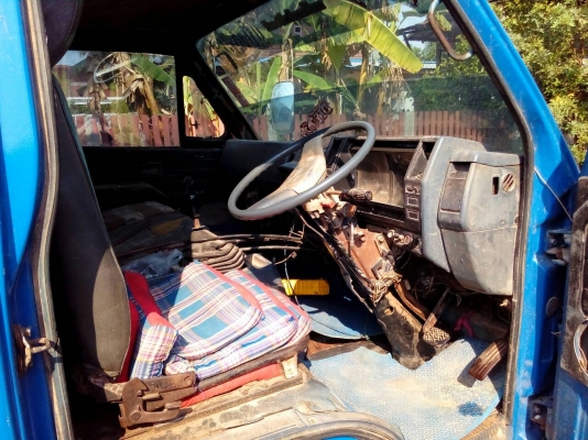 ขาย325000บาท อีซูซุ115แรงดั้ม สภาพดีพร้อมใช้