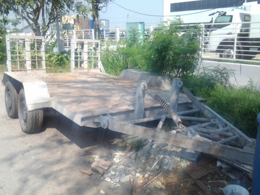 ถาดสาลี เคลื่อนย้านรถยนต์ และ อื่นๆ สภาพสวย พร้อมใช้งาน