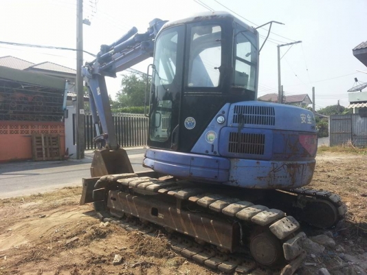 ขายแบคโฮ Komatsu 75uu-3 นำเข้าญี่ปุ่น