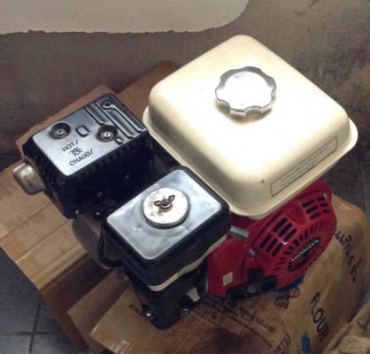 เครื่อง honda 5.5แรง4จังหวะ สภาพสวย ใช้ใด้ปกติ ขาย 5000