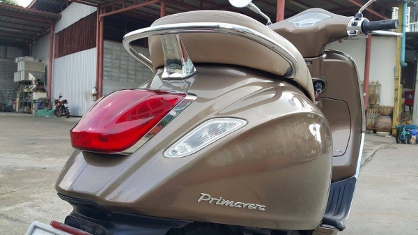 Vespa Primavera 150 3vie 2014 วิ่งน้อย สภาพโชว์รูม คุ้มราคาต่อรองได้ครับ