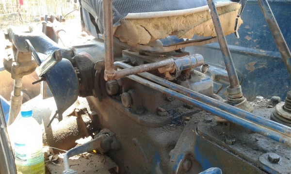 ขาย รถไถ FORD 5500 เครื่อง T5 เอกสารเล่มทะเบียนครบ รถพร้อมใช้งาน อุปกรณ์มีผานดันหน้า ผาน 5 และผาน 3