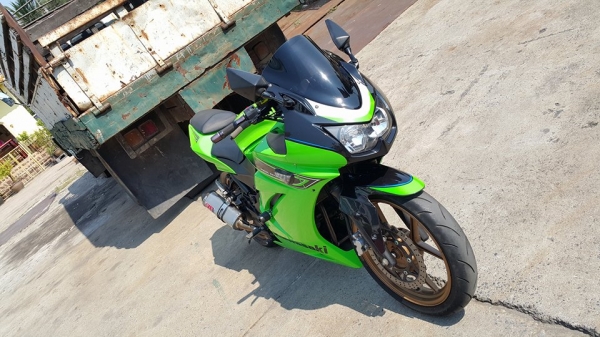 Ninja250 2013 วิ่งน้อย Special edition สภาพสวย ไม่ล้มไม่ชน