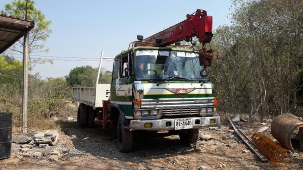 ขาย 6 ล้อ HINO FD176B ติดเครน UNIC 3.5 ตัน เครื่อง HO7C 180 แรงม้า คัสซีสวยตลอดเส้น เอกสารเล่มทะเบียนพร้อมโอน