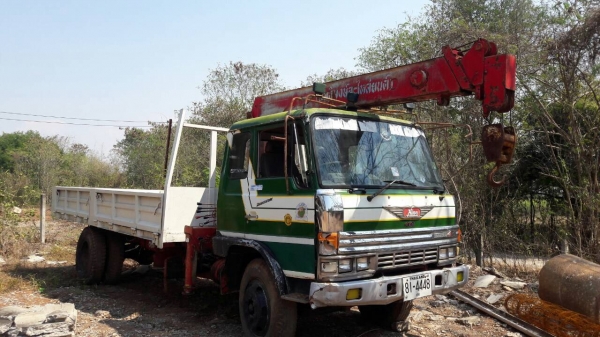 ขาย 6 ล้อ HINO FD176B ติดเครน UNIC 3.5 ตัน เครื่อง HO7C 180 แรงม้า คัสซีสวยตลอดเส้น เอกสารเล่มทะเบียนพร้อมโอน