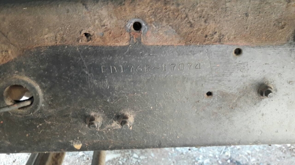 ขาย 6 ล้อ HINO FD176B ติดเครน UNIC 3.5 ตัน เครื่อง HO7C 180 แรงม้า คัสซีสวยตลอดเส้น เอกสารเล่มทะเบียนพร้อมโอน