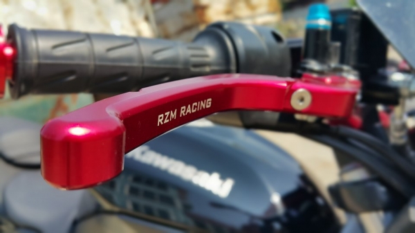 Z250sl 2015 ใหม่มากๆ 4000 กิโลเท่านั้น ประกันครบ ราคาไม่แพง คุยราคาได้ครับ