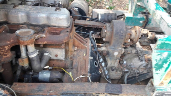 ขาย รถโม่ปูน 2.5 คิว ISUZU NPR เครื่อง 6BB1 145 แรงม้า คัสซีสวย เฟืองท้าย F รถพร้อมใช้งาน มีเล่มทะเบียนแต่ไม่มีชุดโอนครับ