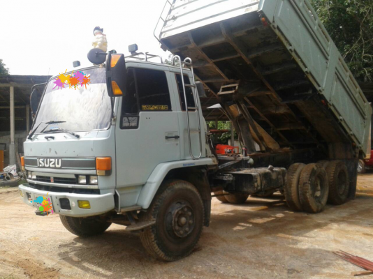 ขายรถบรรทุก 10 ล้อดัมพ์ ISUZU ROCKY 195 แรงม้านางฟ้าแท้ ราคา 880000