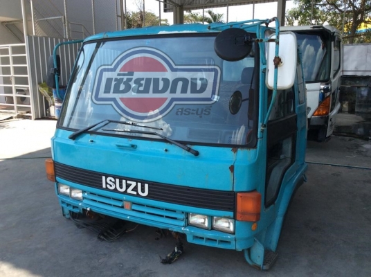 หัวเก๋ง ISUZU ROCKY 4ตา