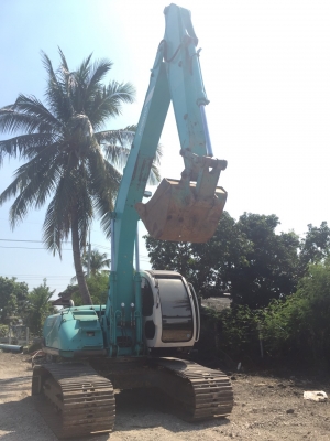 ขายด่วน รถขุด KOBELCO SK 200-2 สภาพสวย  ชั่วโมงน้อย 3,XXX  พร้อมใช้  สนใจโทร 089-7462641 สุวรรณีจ้า