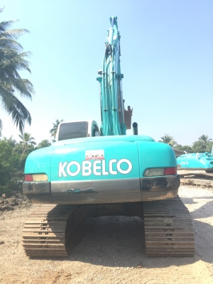 ขายด่วน รถขุด KOBELCO SK 200-2 สภาพสวย  ชั่วโมงน้อย 3,XXX  พร้อมใช้  สนใจโทร 089-7462641 สุวรรณีจ้า