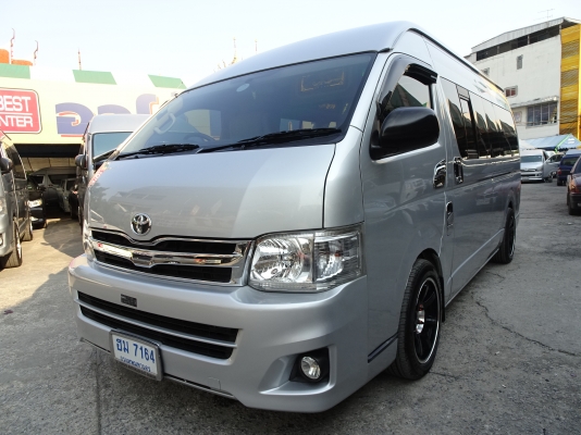 รถตุ้มือสอง รถตู้แต่งVIP จัดเต็มๆ แสงสีเสียงครบ